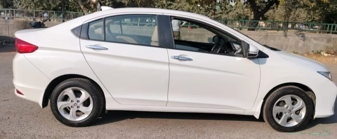 Honda City(2014-2017) E